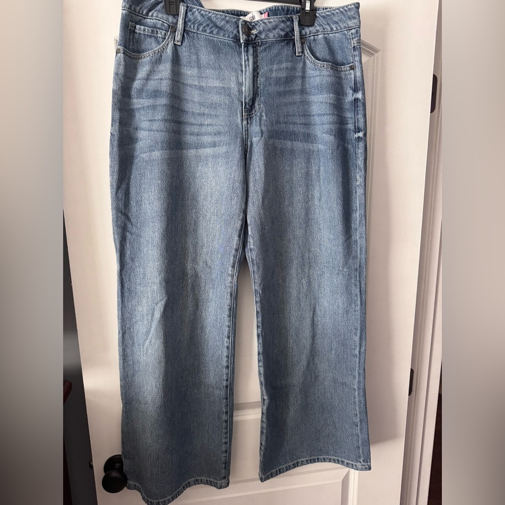 CAbi Light Blue Straight Loose Leg Jeans